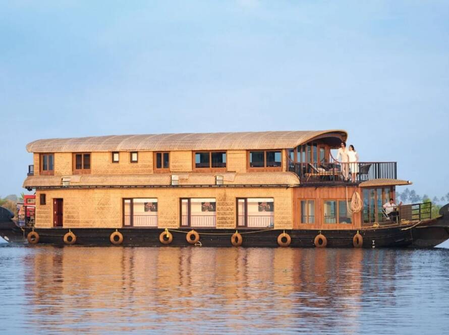 Kerala Houseboat Tour